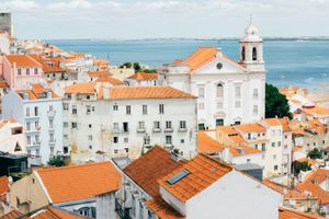 Lisbon - Professional services and taskers